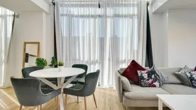 Apartment on Avinguda de Catalunya Zone photo 7