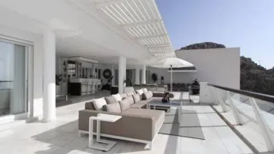 Penthouse on Avinguda de Europa photo 20