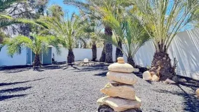 Chalet on Tres Piedras Street photo 4