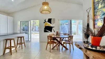 Chalet on Tres Piedras Street photo 18