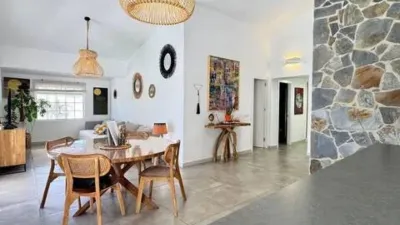 Chalet on Tres Piedras Street photo 14