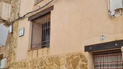 Casa rústica en venta en Calle Mayor, Alacón de 100.000 €