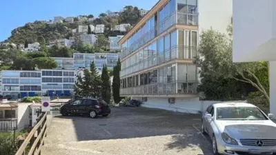 Apartment in Port Esportiu-Canyelles-Puig Rom photo 25