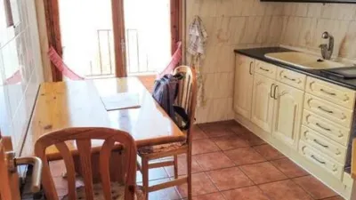 Chalet en venta en Avenida de Alcorisa, cerca de Travesía de Polígono Dos, Andorra de 219.000 €