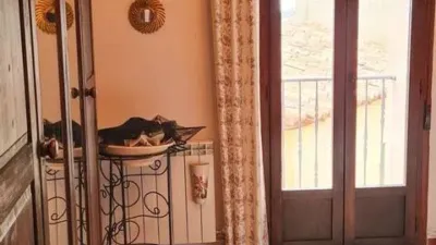 Casa rústica en venta en Calle Mayor, Alacón de 100.000 €