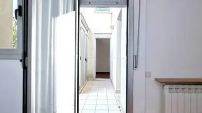 Apartment in Centre photo 9