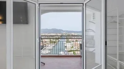 Apartment in Carrer de Salins photo 19