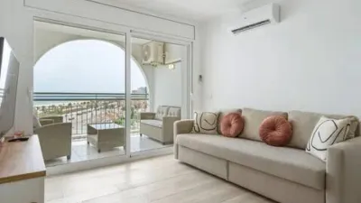 Apartment in Carrer de Salins photo 2