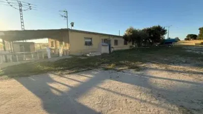 Chalet in El Molar photo 9