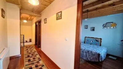 House on Calle Real photo 22