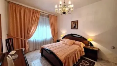 Apartment on Calle del Conde de Cervellón photo 9