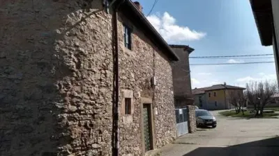 Rustic house on Calle de Río photo 2
