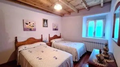 House on Calle Real photo 13