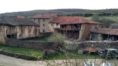 Rustic house on Padre Cornelio Street photo 10