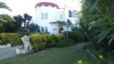 Chalet on Calle Empuries A, 2 B photo 23
