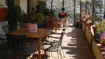 Chalet in Passatge Requesens photo 30