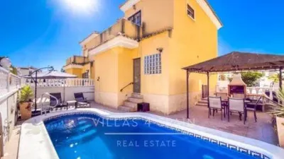 Chalet in Los Montesinos photo 2