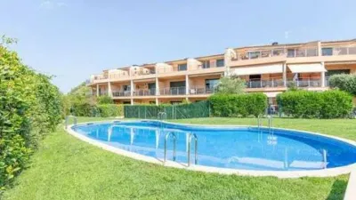 Apartment in Palau-Saverdera photo 2