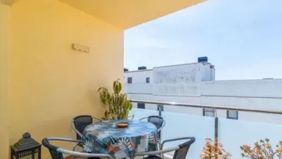 Attic in Carrer del Raval dels Grecs photo 8