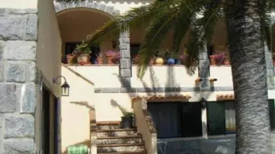 Chalet in Passatge Requesens photo 16
