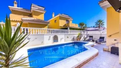 Chalet in Los Montesinos photo 8