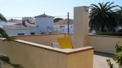 Chalet in Passatge Requesens photo 32