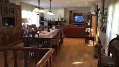 Chalet in Passatge Requesens photo 37