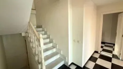 House in Centre photo 13