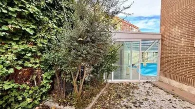 House in Centre photo 9