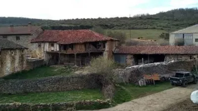Rustic house on Padre Cornelio Street photo 11