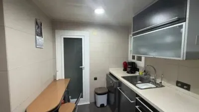 Apartment in Centre-Zona Estació-Passeig de Joan Maragall photo 8