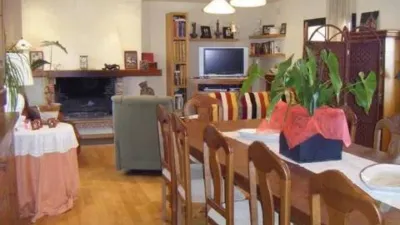 Chalet in Passatge Requesens photo 22