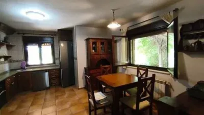 Chalet on Urb. Chorlito Street, San Martin de Trevejo, No. 6 photo 7