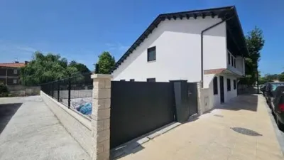 Chalet in La Inmobiliaria-Barreda photo 10