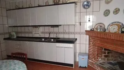 Terraced house on Calle de Coria photo 3
