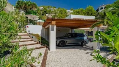 Chalet in La Fustera photo 15