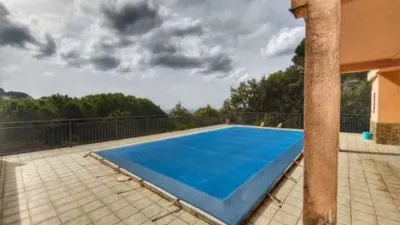 Chalet on Avinguda del Pla de Rosell photo 33