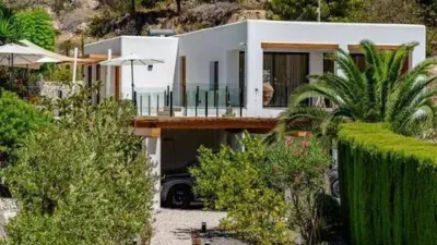 Chalet in La Fustera photo 57
