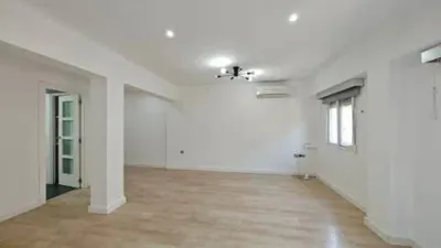 Flat in Centre photo 25
