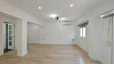 Flat in Centre photo 24