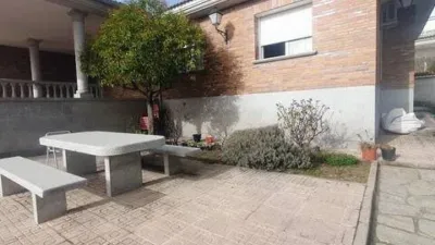 Chalet on Paseo de la Cañada photo 5