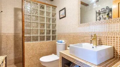 Detached House in Belmonte de Tajo photo 13