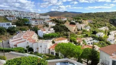 Apartment in Port Esportiu-Canyelles-Puig Rom photo 7