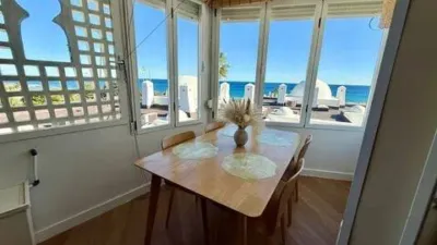 Penthouse on Calle de Extremadura photo 31