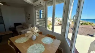 Penthouse on Calle de Extremadura photo 35
