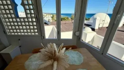 Penthouse on Calle de Extremadura photo 37