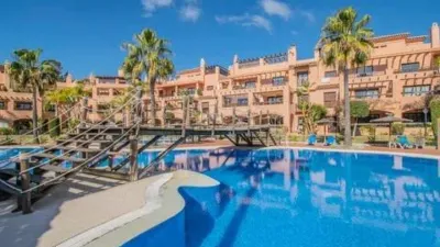 Apartment in El Paraíso-Atalaya-Benamara photo 8