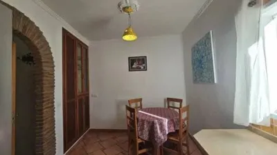 Terraced house on Calle de la Duquesa photo 17