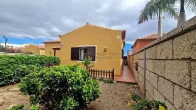 Chalet in Guargacho-Guaza-Cho photo 7