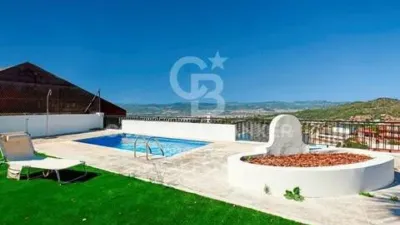 Chalet in Esplugues de Llobregat photo 2